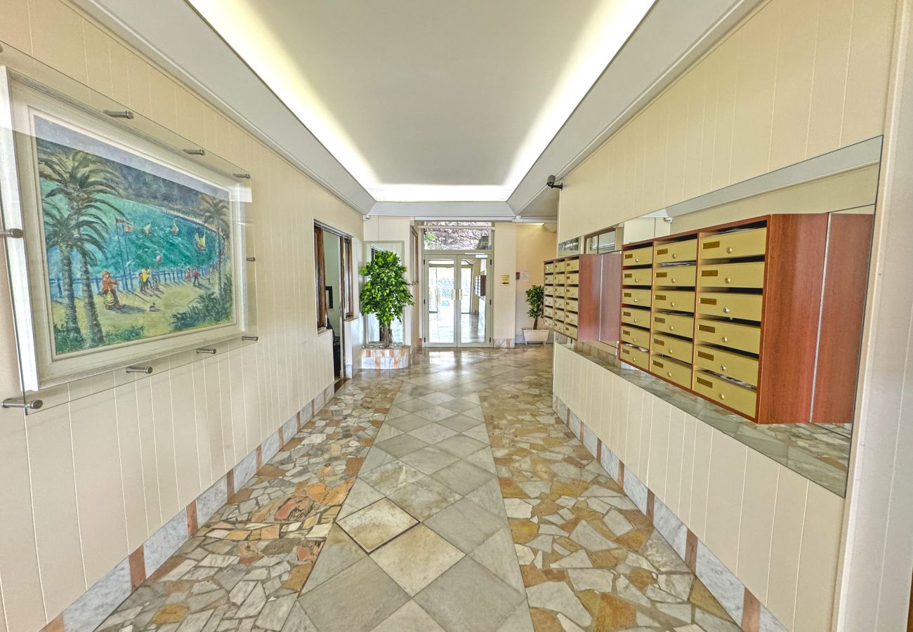 Apartment in Nice - ROCAMARE PROMENADE Apartment in Nice - ROCAMARE PROMENADE