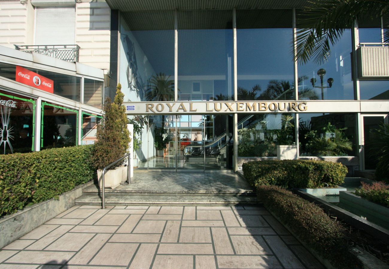 Studio in Nice - ROYAL LUXEMBOURG PROMENADE Studio in Nice - ROYAL LUXEMBOURG PROMENADE