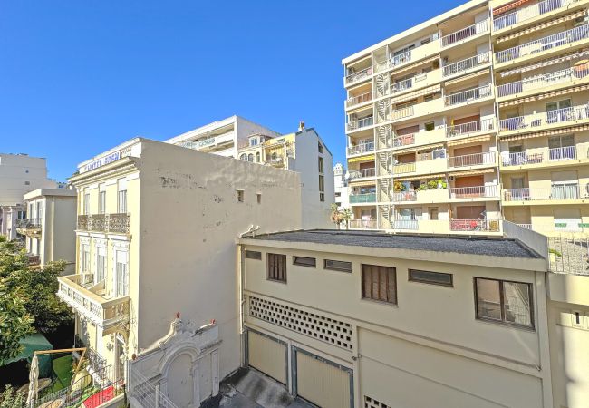 Apartment in Nice - SUFFREN PROMENADE Apartment in Nice - SUFFREN PROMENADE