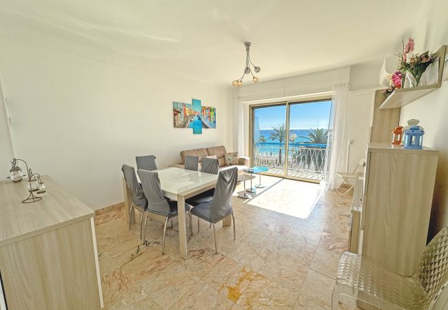 Apartment in Nice - SUFFREN PROMENADE Apartment in Nice - SUFFREN PROMENADE