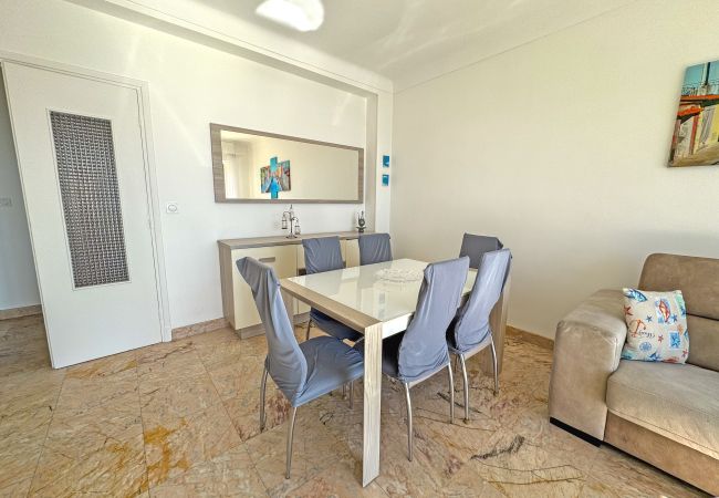 Apartment in Nice - SUFFREN PROMENADE Apartment in Nice - SUFFREN PROMENADE