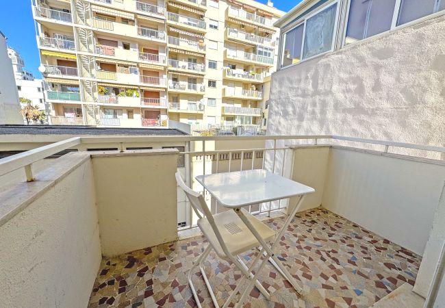 Apartment in Nice - SUFFREN PROMENADE Apartment in Nice - SUFFREN PROMENADE