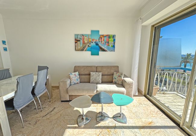 Apartment in Nice - SUFFREN PROMENADE Apartment in Nice - SUFFREN PROMENADE