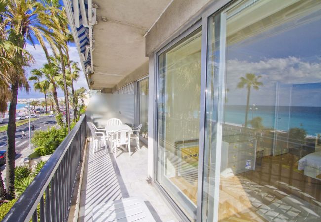 Apartment in Nice - CARIATIDES PROMENADE SEA VIEW Apartment in Nice - CARIATIDES PROMENADE SEA VIEW