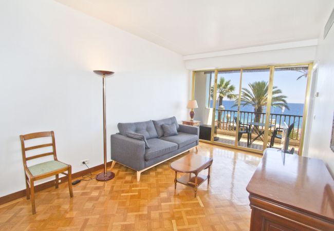Apartment in Nice - ORIENT & SEA Apartment in Nice - ORIENT & SEA
