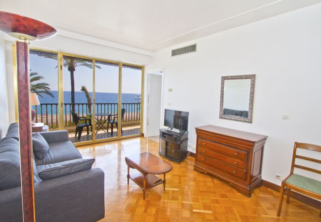 Apartment in Nice - ORIENT & SEA Apartment in Nice - ORIENT & SEA