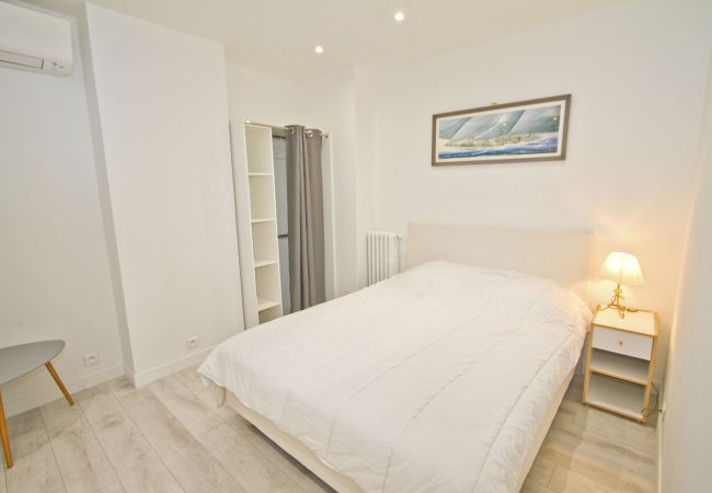 Apartment in Nice - AZUR PROMENADE  Apartment in Nice - AZUR PROMENADE