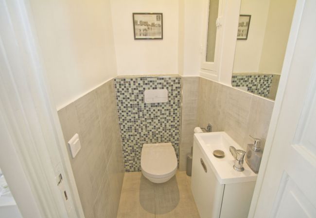 Apartment in Nice - AZUR PROMENADE  Apartment in Nice - AZUR PROMENADE
