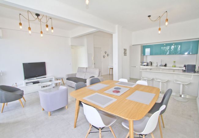 Apartment in Nice - AZUR PROMENADE  Apartment in Nice - AZUR PROMENADE