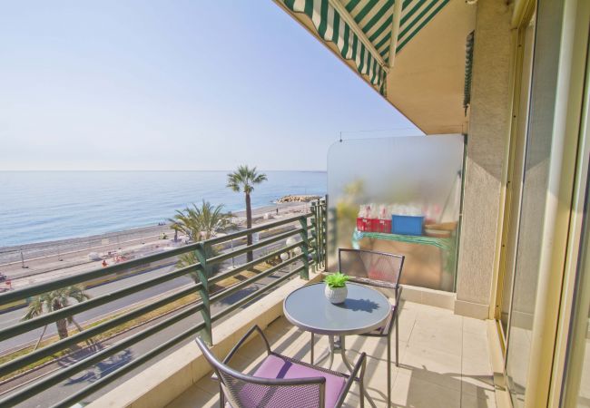 Studio in Nice - LES MOUETTES PROMENADE Studio in Nice - LES MOUETTES PROMENADE