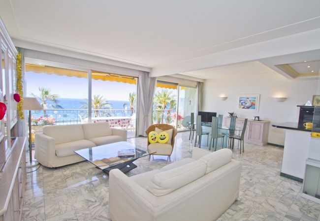 Apartment in Nice - SEA FRONT PALATIN Apartment in Nice - SEA FRONT PALATIN