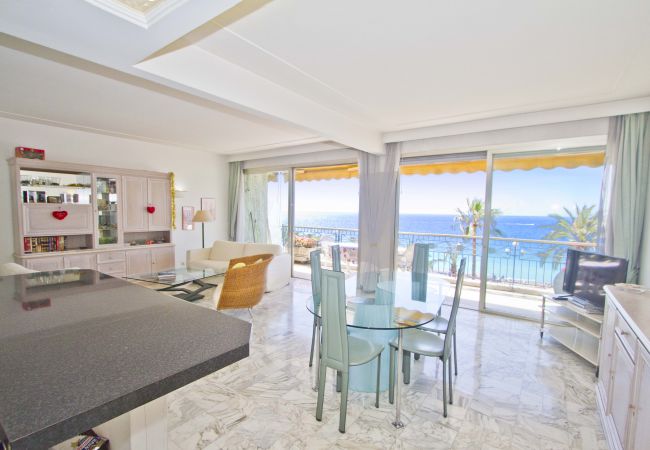 Apartment in Nice - SEA FRONT PALATIN Apartment in Nice - SEA FRONT PALATIN