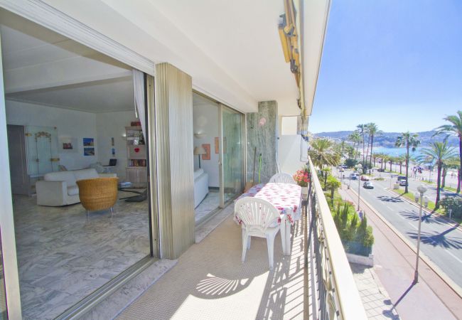 Apartment in Nice - SEA FRONT PALATIN Apartment in Nice - SEA FRONT PALATIN