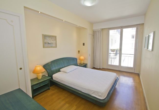 Apartment in Nice - SEA FRONT PALATIN Apartment in Nice - SEA FRONT PALATIN