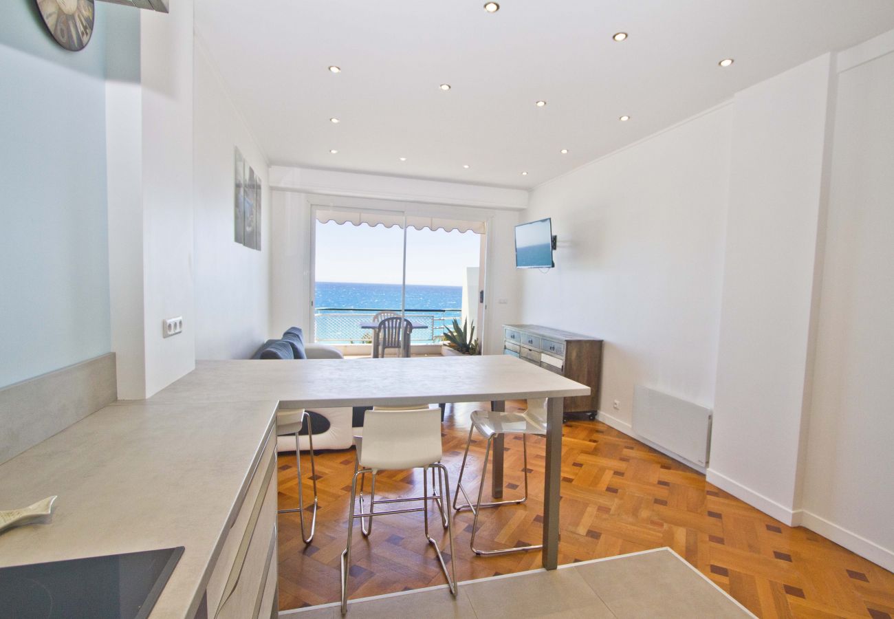 Apartment in Nice - FLORIDA SEA FRONT Apartment in Nice - FLORIDA SEA FRONT