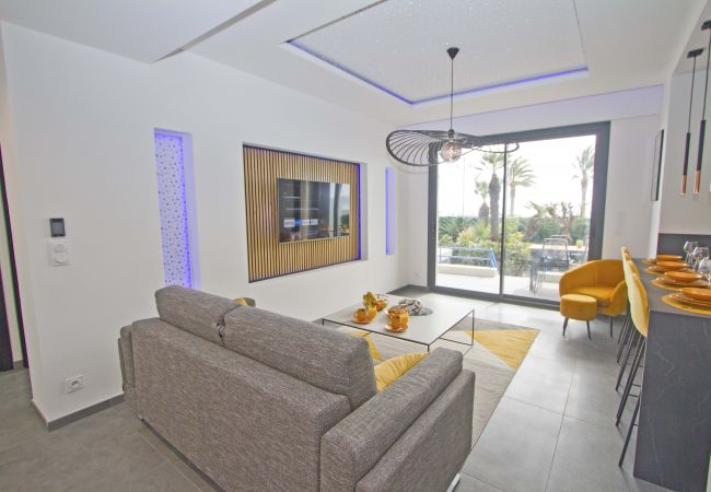 Apartment in Nice - LUXURY GARDEN JACUZZI PROMENADE Apartment in Nice - LUXURY GARDEN JACUZZI PROMENADE