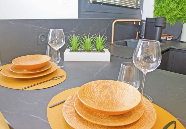 Apartment in Nice - LUXURY GARDEN JACUZZI PROMENADE Apartment in Nice - LUXURY GARDEN JACUZZI PROMENADE