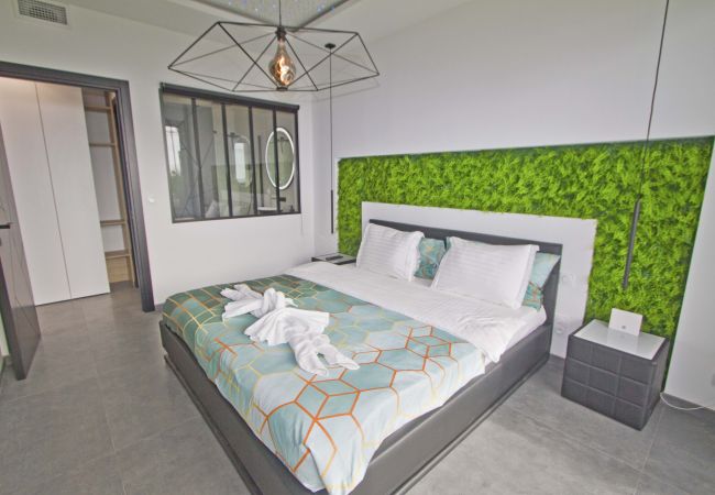 Apartment in Nice - LUXURY GARDEN JACUZZI PROMENADE Apartment in Nice - LUXURY GARDEN JACUZZI PROMENADE
