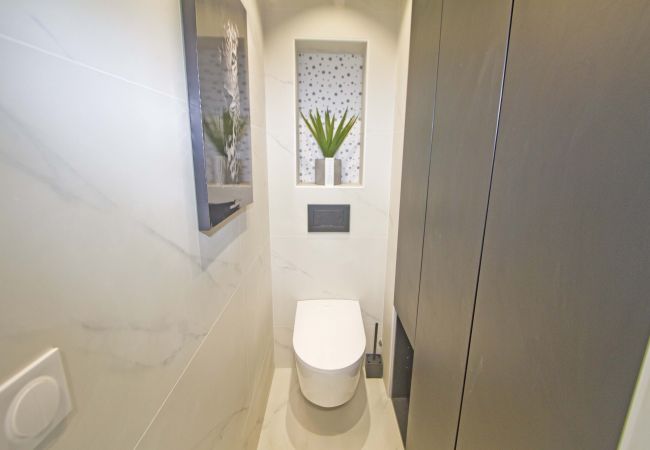 Apartment in Nice - LUXURY GARDEN JACUZZI PROMENADE Apartment in Nice - LUXURY GARDEN JACUZZI PROMENADE
