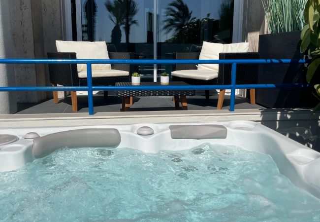 Apartment in Nice - LUXURY GARDEN JACUZZI PROMENADE Apartment in Nice - LUXURY GARDEN JACUZZI PROMENADE