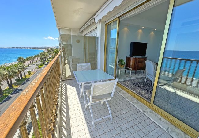 Apartment in Nice - Panoramic Sea View Promenade Apartment in Nice - Panoramic Sea View Promenade