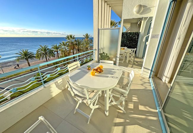 Apartment in Nice - Sea Front Condo Promenade Apartment in Nice - Sea Front Condo Promenade