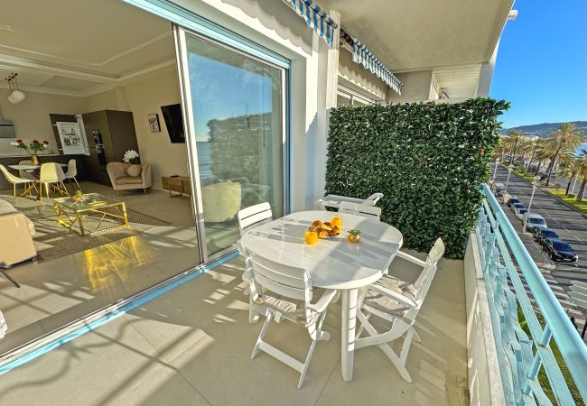 Apartment in Nice - Sea Front Condo Promenade Apartment in Nice - Sea Front Condo Promenade