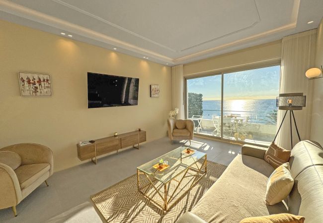 Apartment in Nice - Sea Front Condo Promenade Apartment in Nice - Sea Front Condo Promenade