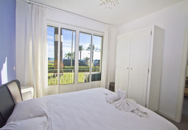 Apartment in Nice - Garden Floor Condo with Promenade Sea View Apartment in Nice - Garden Floor Condo with Promenade Sea View