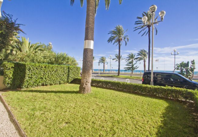 Apartment in Nice - Garden Floor Condo with Promenade Sea View Apartment in Nice - Garden Floor Condo with Promenade Sea View