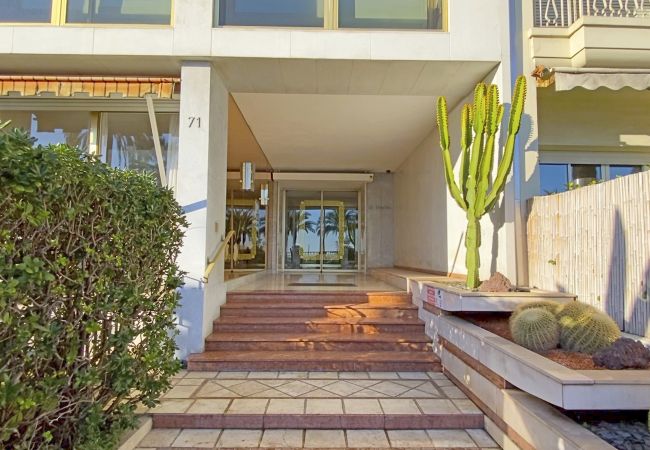 Apartment in Nice - Cosy Sea Front Garden Nice Apartment in Nice - Cosy Sea Front Garden Nice