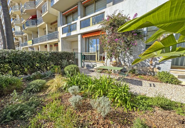 Apartment in Nice - Cosy Sea Front Garden Nice Apartment in Nice - Cosy Sea Front Garden Nice