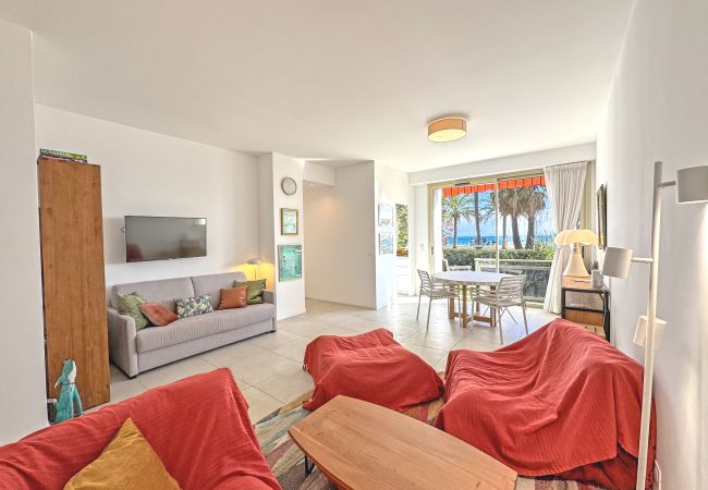 Apartment in Nice - Cosy Sea Front Garden Nice Apartment in Nice - Cosy Sea Front Garden Nice