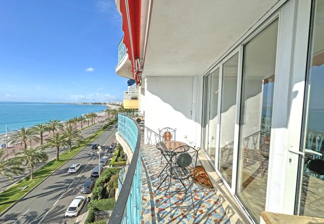 Apartment in Nice - Waterfront home with stunning panoramic outlook Apartment in Nice - Waterfront home with stunning panoramic outlook