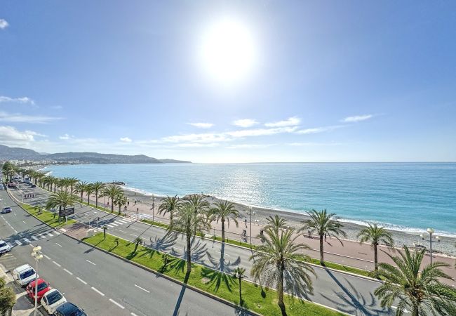 Apartment in Nice - Waterfront home with stunning panoramic outlook Apartment in Nice - Waterfront home with stunning panoramic outlook