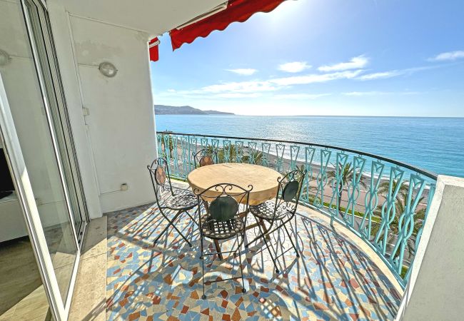 Apartment in Nice - Waterfront home with stunning panoramic outlook Apartment in Nice - Waterfront home with stunning panoramic outlook
