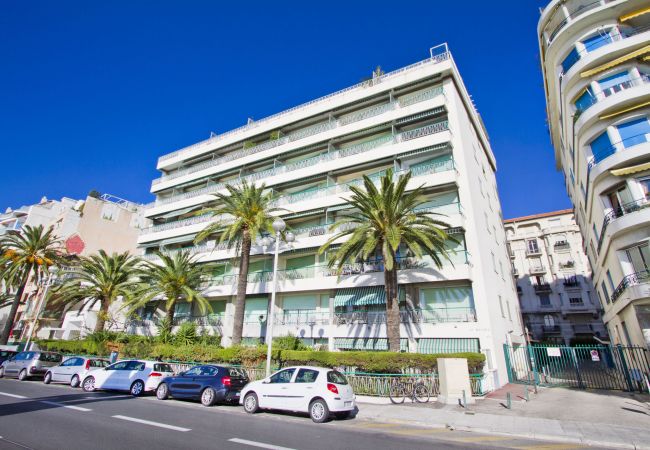 Apartment in Nice - Luxury Sea Front Condo Milord Apartment in Nice - Luxury Sea Front Condo Milord