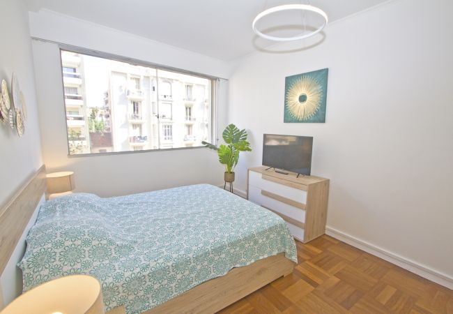 Apartment in Nice - Luxury Sea Front Condo Milord Apartment in Nice - Luxury Sea Front Condo Milord