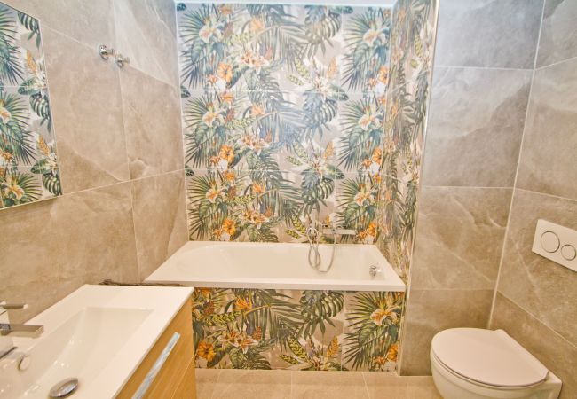 Apartment in Nice - Luxury Sea Front Condo Milord Apartment in Nice - Luxury Sea Front Condo Milord