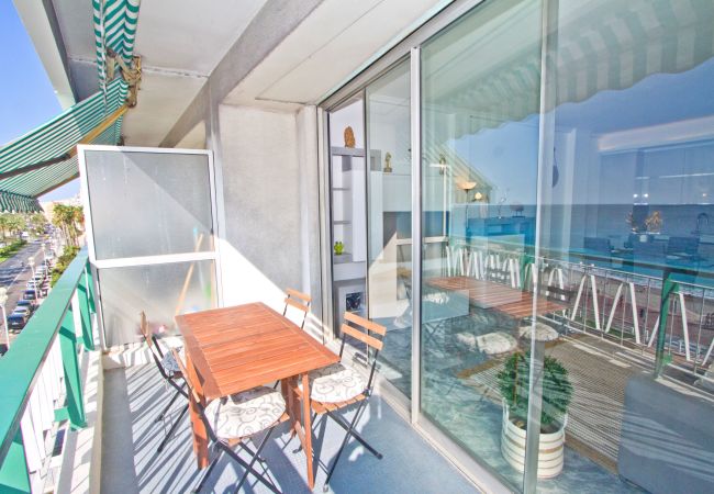 Apartment in Nice - Luxury Sea Front Condo Milord Apartment in Nice - Luxury Sea Front Condo Milord