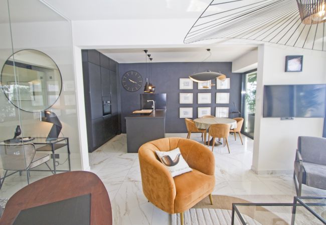 Apartment in Nice - Luxury Flat Beachfront Nice Apartment in Nice - Luxury Flat Beachfront Nice