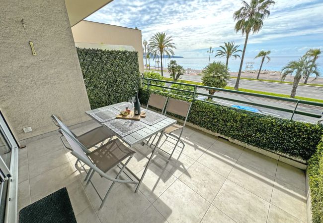 Apartment in Nice - Gorgeous Oceanfront Apartment Promenade Apartment in Nice - Gorgeous Oceanfront Apartment Promenade