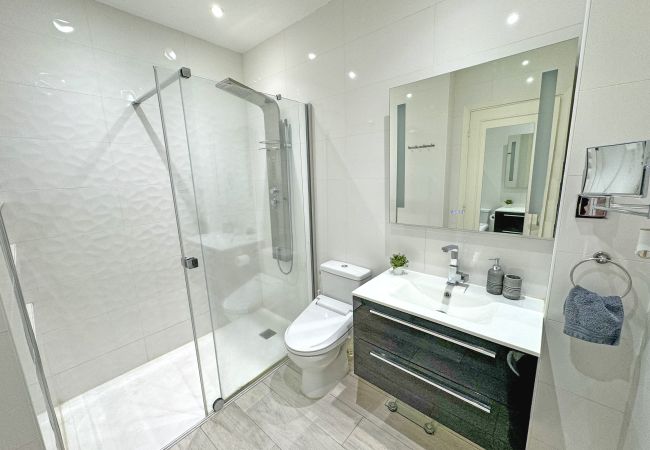 Apartment in Nice - Gorgeous Oceanfront Apartment Promenade Apartment in Nice - Gorgeous Oceanfront Apartment Promenade