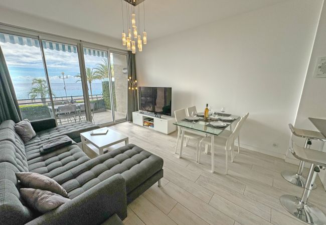 Apartment in Nice - Gorgeous Oceanfront Apartment Promenade Apartment in Nice - Gorgeous Oceanfront Apartment Promenade