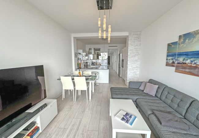 Apartment in Nice - Gorgeous Oceanfront Apartment Promenade Apartment in Nice - Gorgeous Oceanfront Apartment Promenade