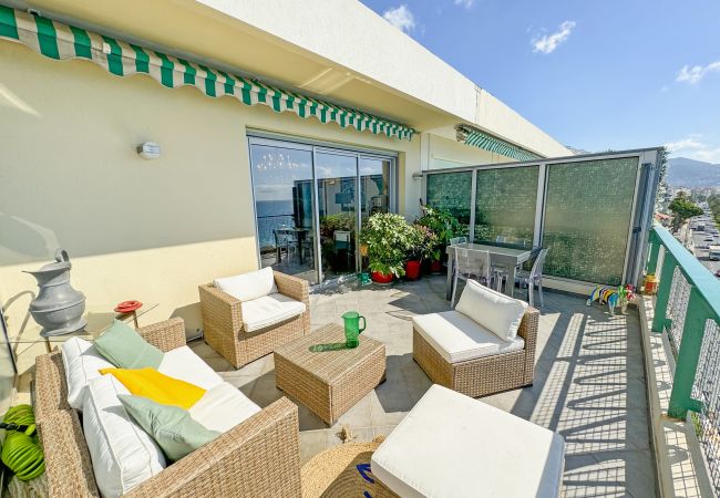 Apartment in Nice - Breathtaking Rooftop Experience on Promenade Apartment in Nice - Breathtaking Rooftop Experience on Promenade