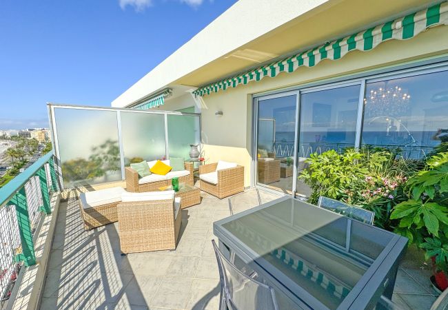 Apartment in Nice - Breathtaking Rooftop Experience on Promenade Apartment in Nice - Breathtaking Rooftop Experience on Promenade