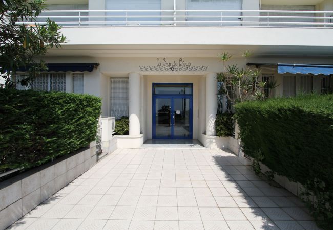 Apartment in Nice - Sea Front Penthouse Côte d'Azur Apartment in Nice - Sea Front Penthouse Côte d'Azur