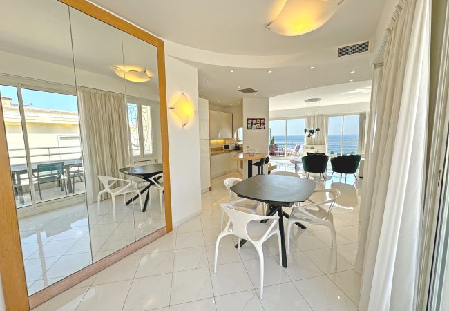 Apartment in Nice - Sea Front Penthouse Côte d'Azur Apartment in Nice - Sea Front Penthouse Côte d'Azur