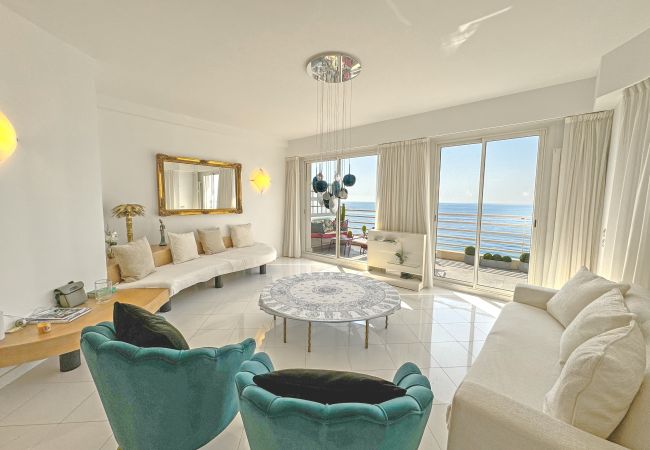 Apartment in Nice - Sea Front Penthouse Côte d'Azur Apartment in Nice - Sea Front Penthouse Côte d'Azur